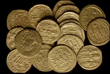 A hoard of coins